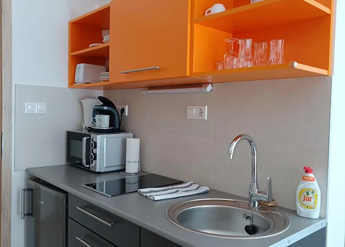 Ujhely Apartmanhaz 公寓