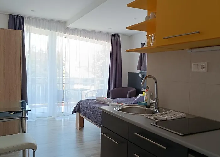 Ujhely Apartmanhaz