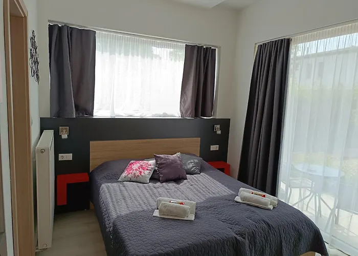 Ujhely Apartmanhaz 公寓 希欧福克