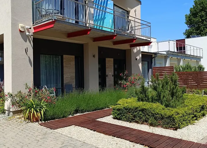 Ujhely Apartmanhaz 公寓 希欧福克